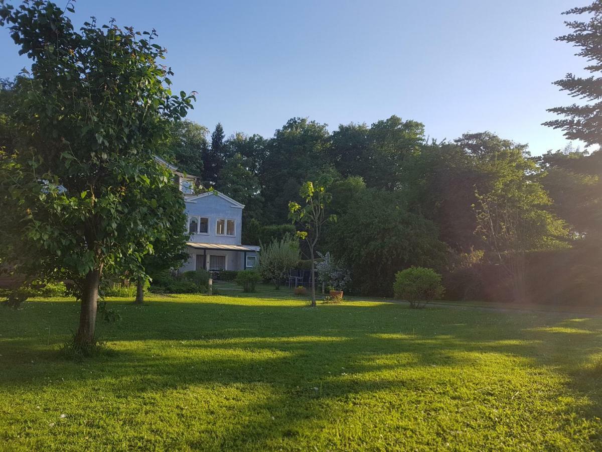 Pension Seeschloesschen Mölln Exterior foto